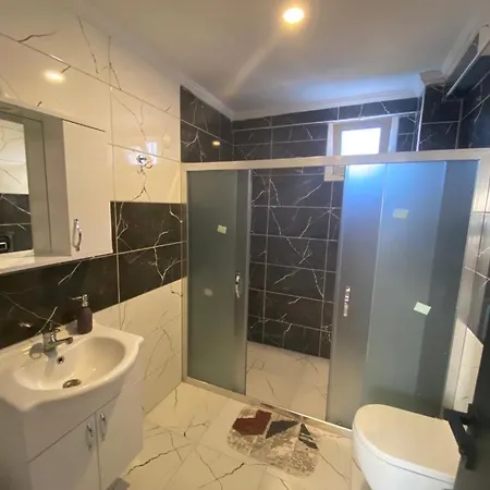 Apartment Azize 4