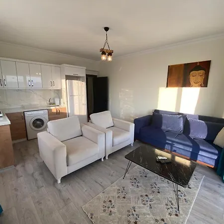 Azize 4 Apartment