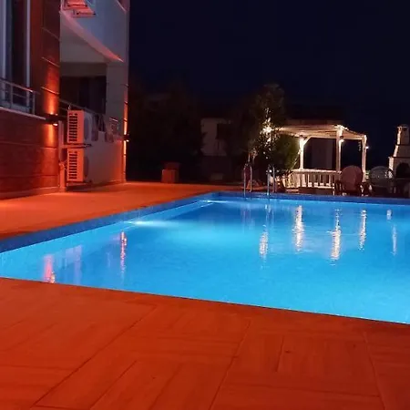 Azize 4 Apartment Fethiye